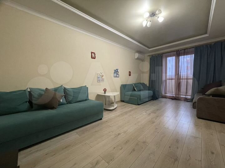 2-к. квартира, 64 м², 3/6 эт.