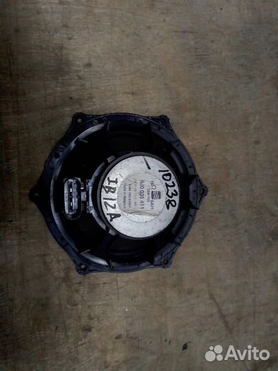 Динамик двери передней от Seat Ibiza V 2008