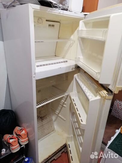 Холодильник бу