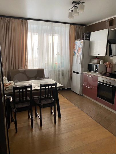 2-к. квартира, 55 м², 6/9 эт.