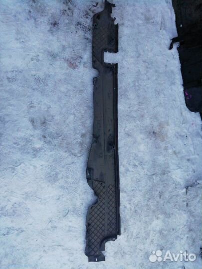 Защита днища левая Audi Q7 bhks 2008