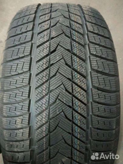 Roadmarch Winter XPro 999 315/35 R21