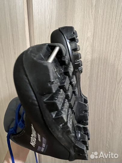 Лыжные ботинки детские 31р