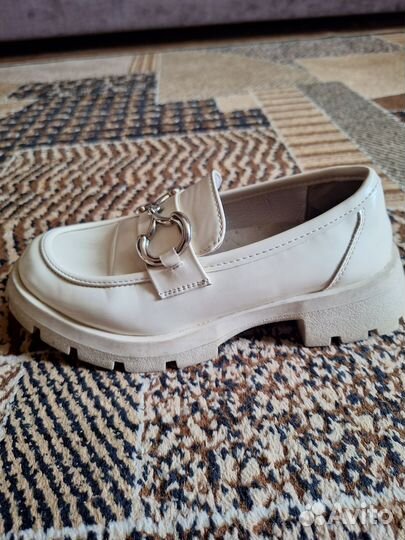 Лоферы на девочку размер 36