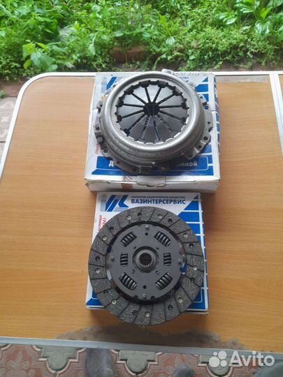 Сцепление :корзина и диск на Ваз -2110 -2112