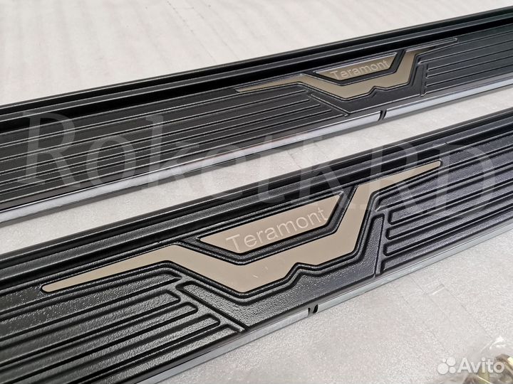 Подножки Volkswagen Teramont 2016-2020 год