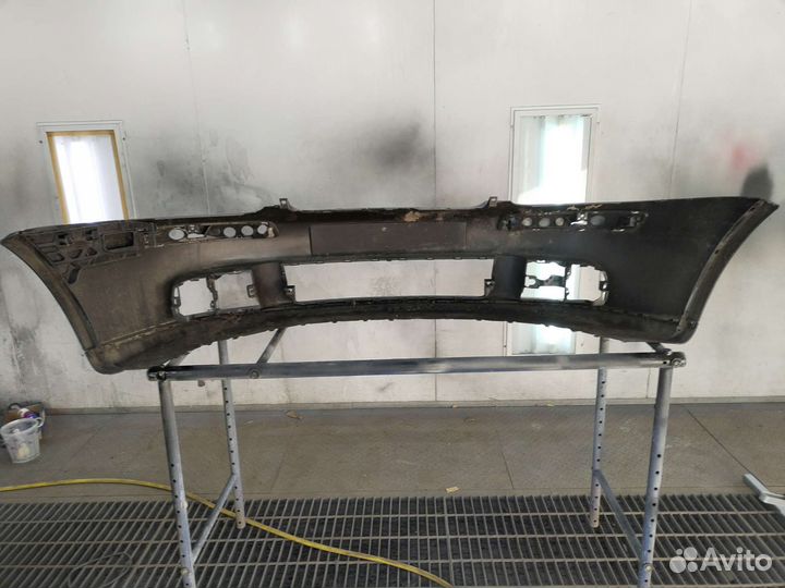 Бампер передний Volkswagen Golf 5