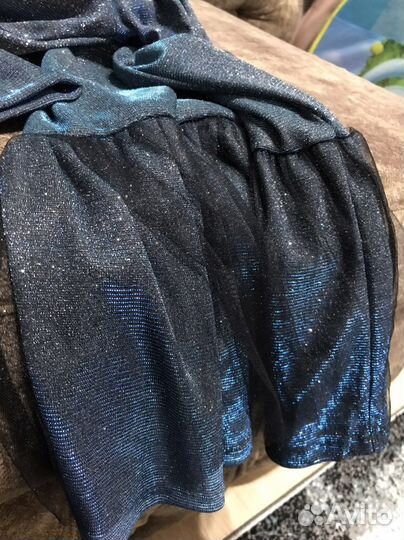 Платье блестящее 140