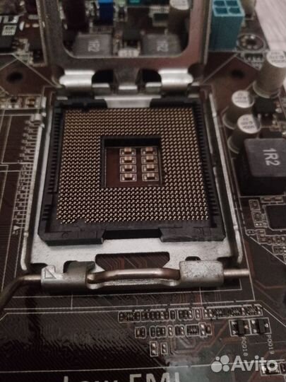 Материнская плата