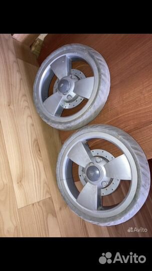 Колеса для коляски, и разные принадлежности