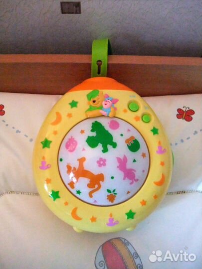 Светильник/ ночник-проектор «Мечты Винни Пуха»