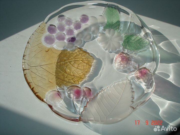 Блюдца цветное стекло