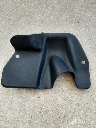 Кожух рулевой колонки Volkswagen Passat B6 BVY