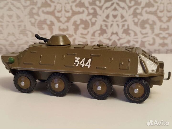 Машина модель Бронетранспортёр бтр-60 пб