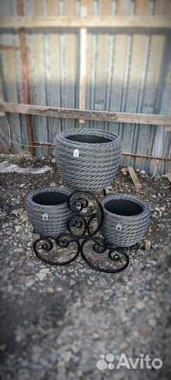 Подставка для цветов напольная