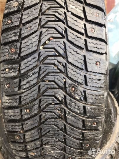 Michelin X-Ice North 3 215/65 R16 102T