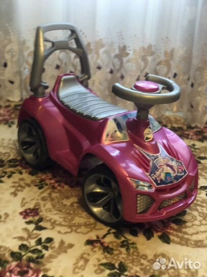 Детская машинка толокар