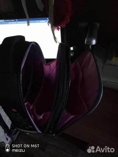 Рюкзак школьный