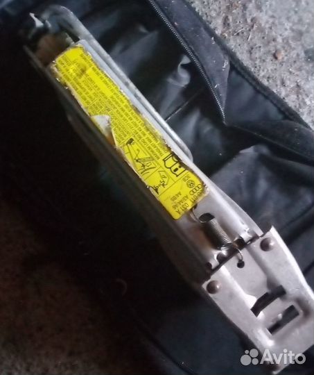 Продам оригинальный домкрат с Ауди