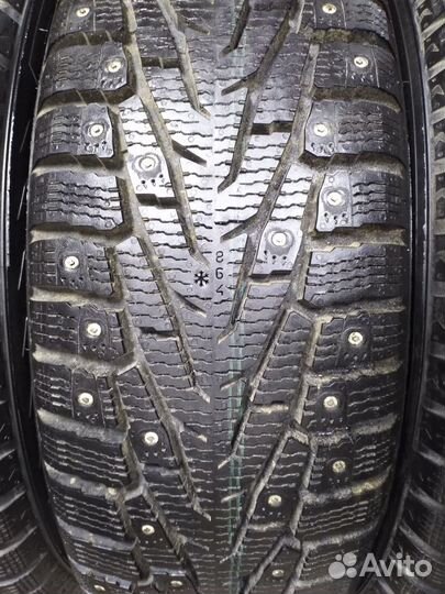 Nokian Tyres Hakkapeliitta 7 SUV 215/70 R17