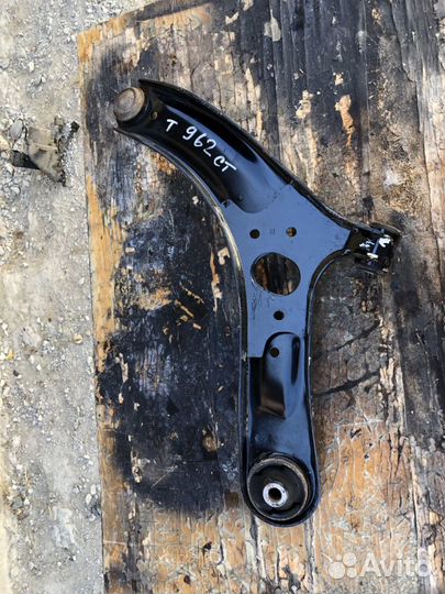 Рычаги передней подвески Hyundai Solaris / Kia Rio