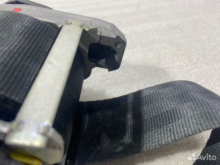 Ремень безопасности передний левый Skoda Rapid