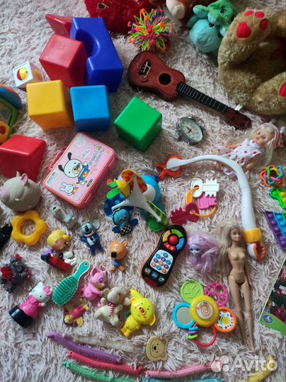 Огромный пакет разных игрушек