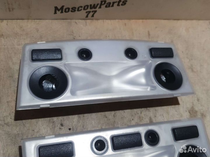 Плафон потолочный центральный задний BMW 5 E60 E61