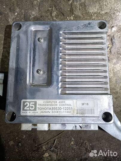 Эбу робот тойота 8953012251