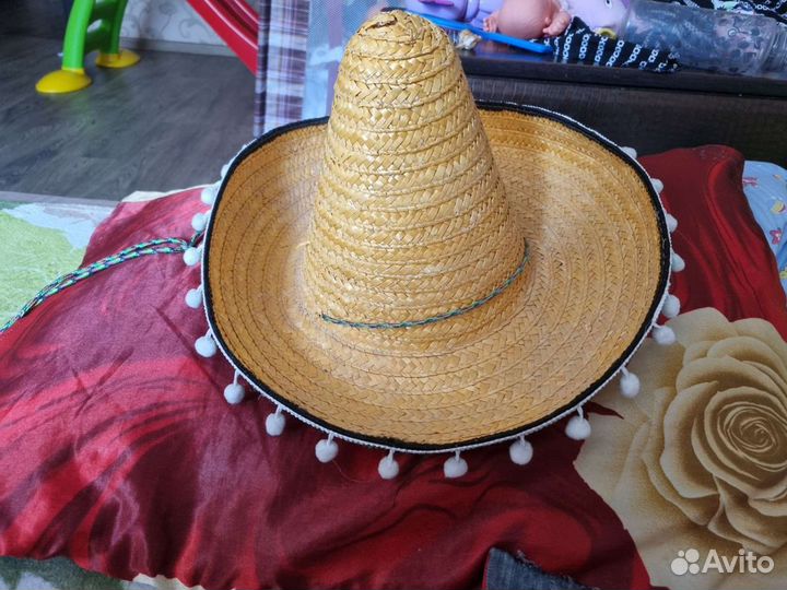 Отдам бесплатно шляпу