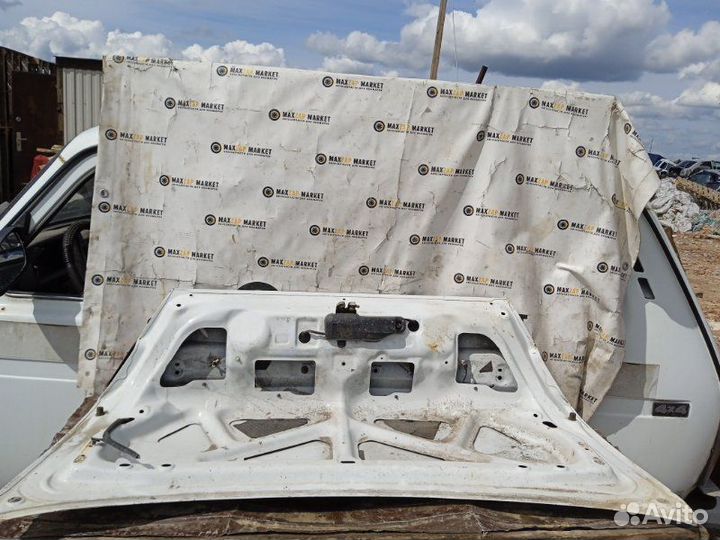 Крышка багажника Ford Escort 2000 (б/у)