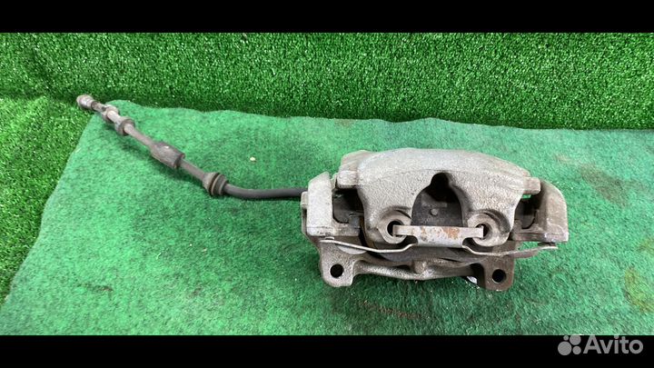 Суппорт тормозной передний правый Volvo V60