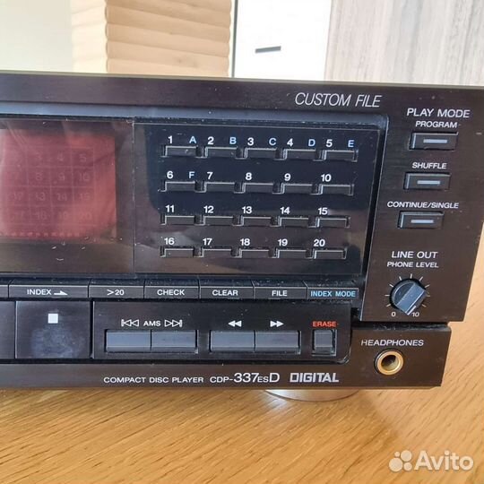 Компакт-диск проигрыватель Sony cdp-337esD