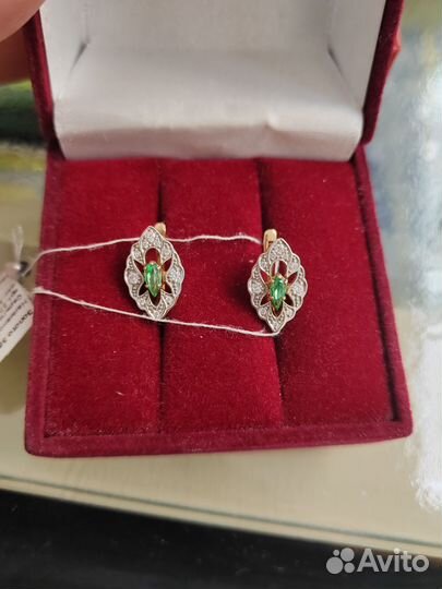 Золотые серьги