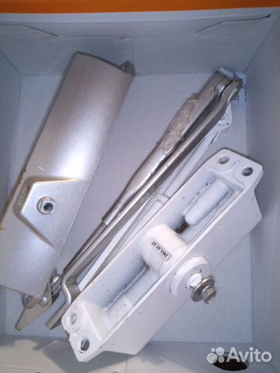 Доводчик дверной Polladium Dorma Германия