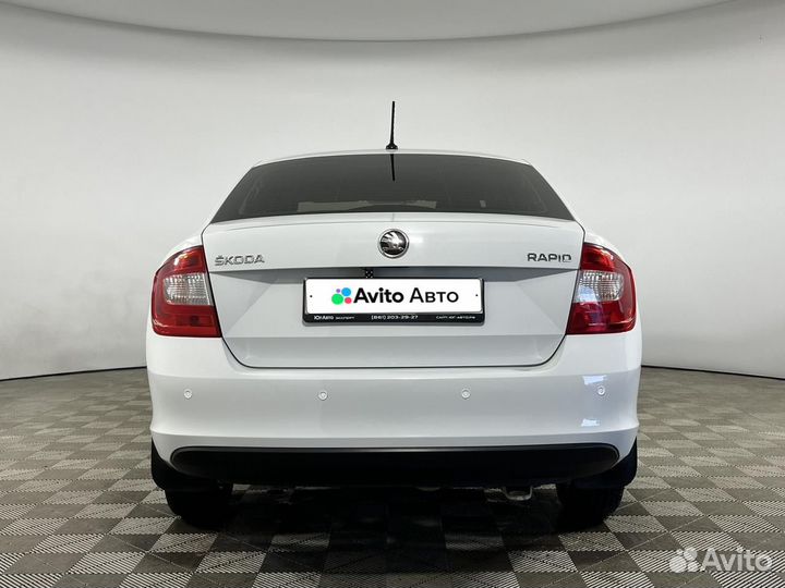 Skoda Rapid 1.6 AT, 2016, 89 000 км