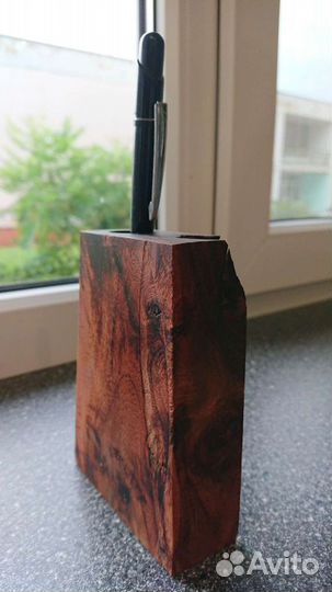 Подставка под ручку