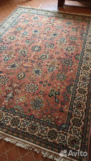 Ковер шерстяной