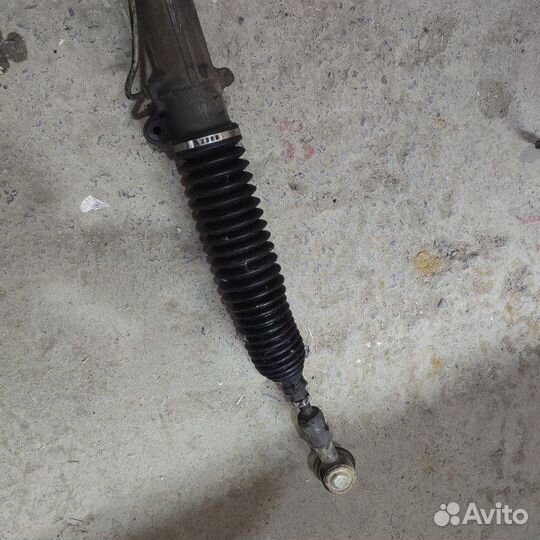 Рулевая рейка Volkswagen Passat 2000