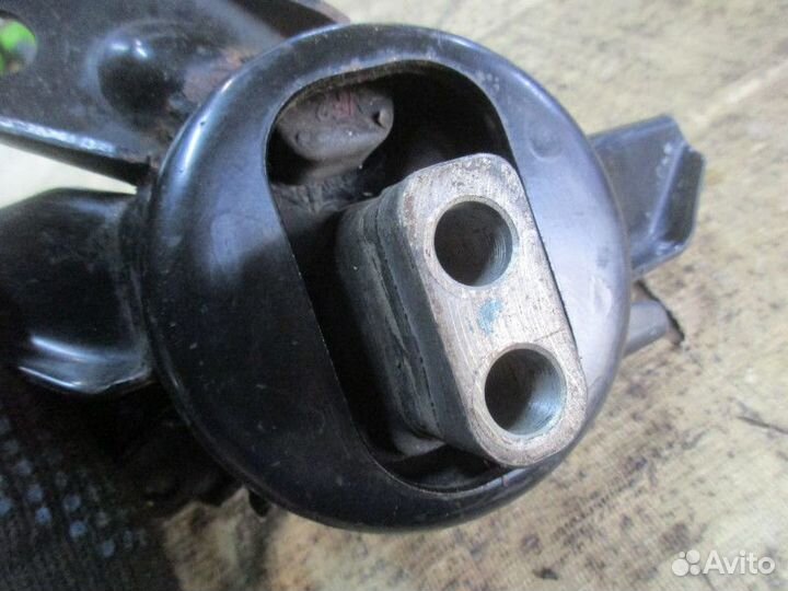 Опора двигателя левая Hyundai i40 2011-2019 (21830