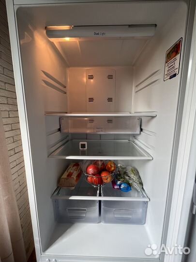 Продам б/у холодильник