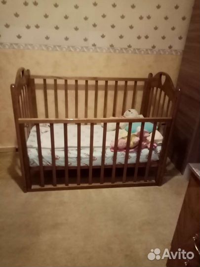 Кроватка+полный комплект к ней