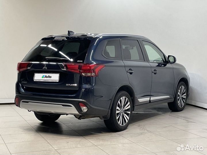 Mitsubishi Outlander 2.0 CVT, 2020, 79 348 км