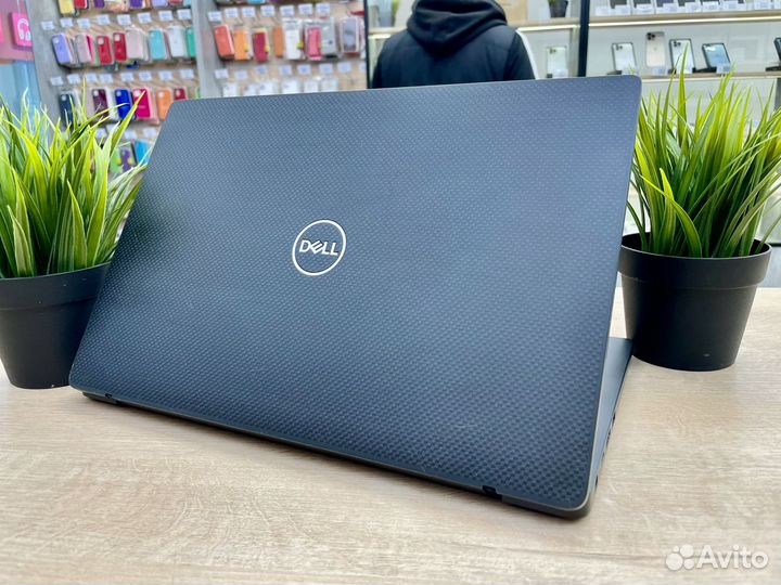 Ноутбук Dell Latitude 7400 i5-8/16Gb/FullHD iPs