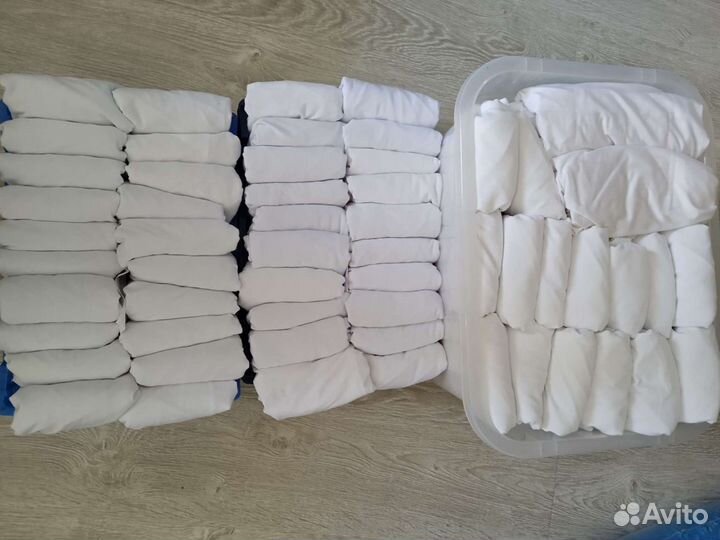 Белые чехлы на стулья 18шт