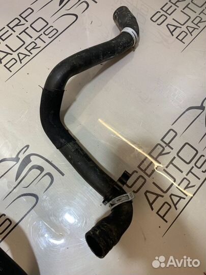 Патрубки системы охлаждения Ford Focus 3 CB8 1.6L