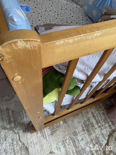 Детская кроватка