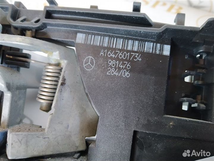 Ручка двери передняя левая Mercedes Gl-Class X164