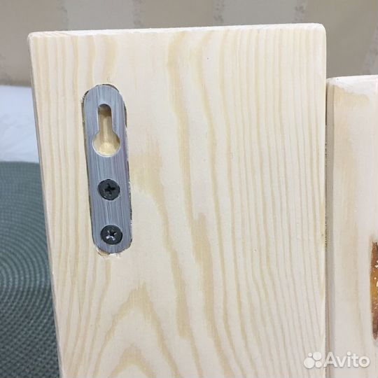 Подставка под цветы из дерева