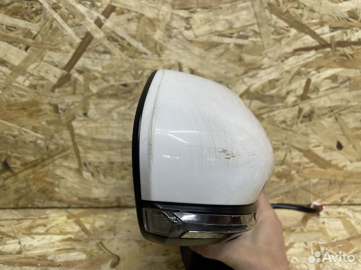 Зеркало правое 8 контактов Toyota Camry 75